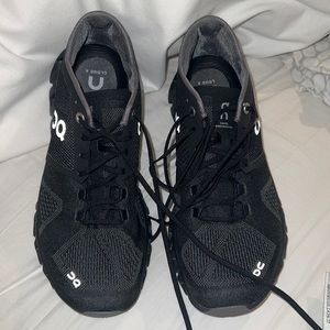 On Cloud X Running Shoes